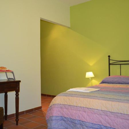 B&B La Casa Di Giulietta คาสเตลเมซซาโน ภายนอก รูปภาพ