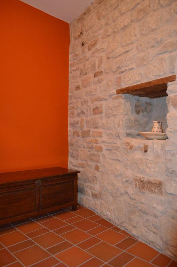 B&B La Casa Di Giulietta คาสเตลเมซซาโน ภายนอก รูปภาพ